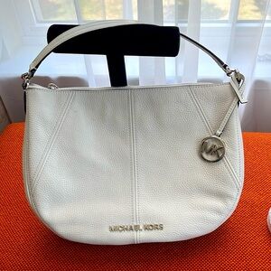 MICHAEL KORS Bedford leather shoulder bag, new , no tags, never worn.